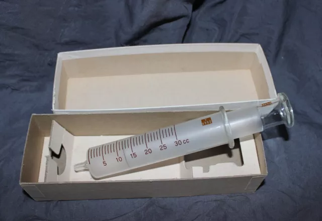 Vintage FISHER Hypodermic 30cc Glass SYRINGE, #14-820F, B-D YALE