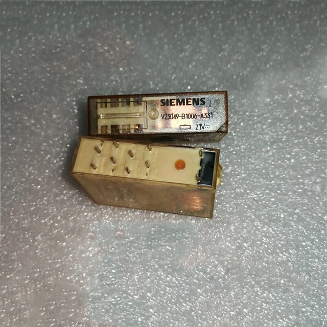 Siemens Sicherheitsrelais 3RQ4052-2SM40 Siemens Sicherheitsrelais 3RQ4052-2SM40