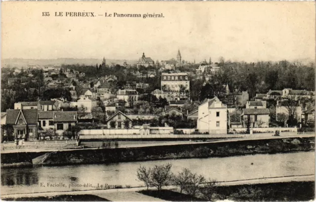 CPA Le Perreux panorama (1364060)