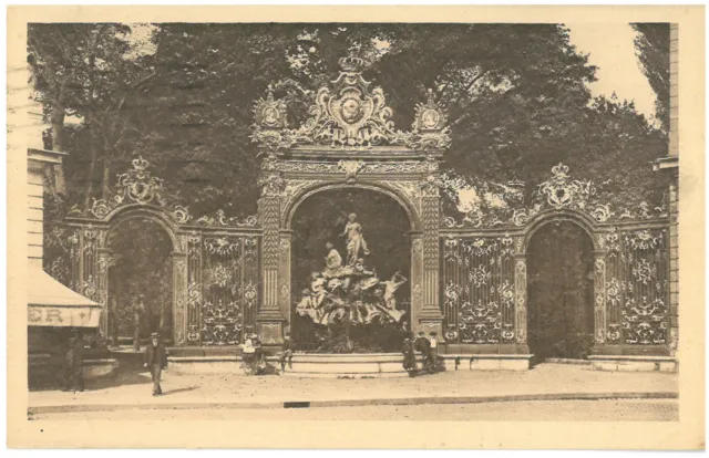 Nancy - Fontaine d'Amphitrite, grilles de Jean Lamour  place Stanislas