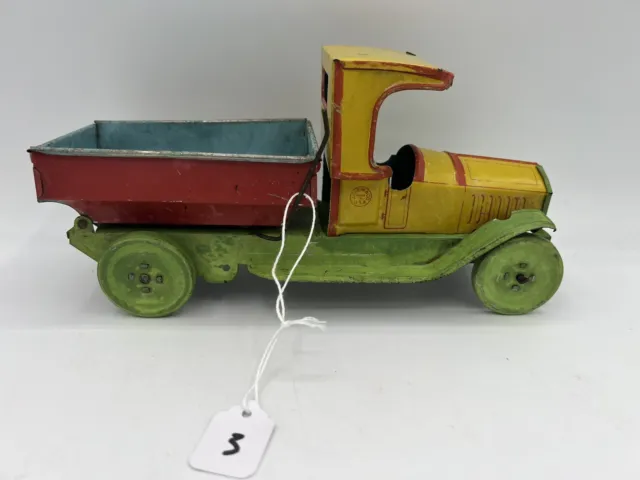 Vintage 1930s J Chein Co USA tin toy truck w/dump bed 9” long 3/3