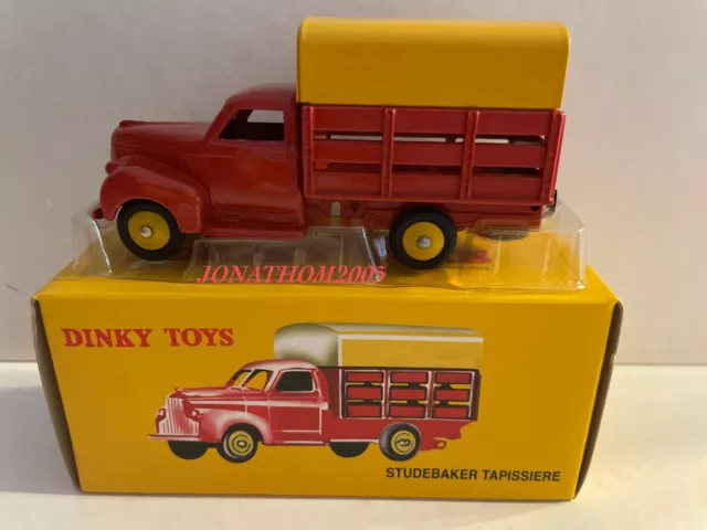 Dinky Toys  Atlas  Camion Studebaker Tapissiere  Rouge & Jaune -  Reference 25 L