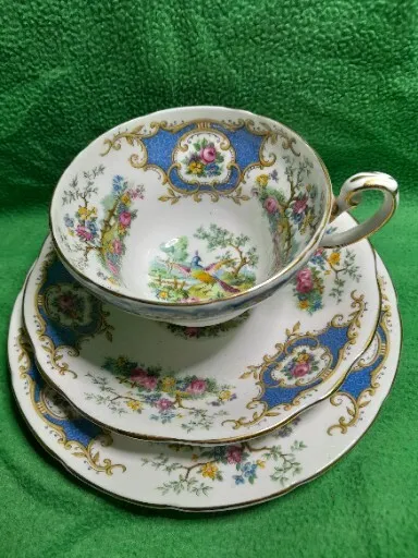 Vintage Foley Broadway Teacup And Saucer Trio Set Bone China - Made In England