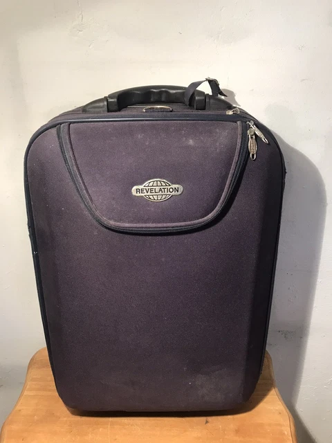 Revelation daytona deals medium wheeled holdall