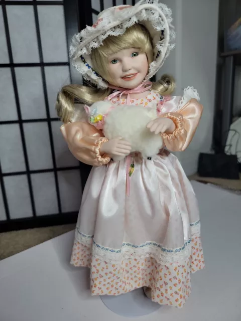 ASHTON DRAKE KNOWLES Children From Mother Goose Mary Had A Little Lamb Doll