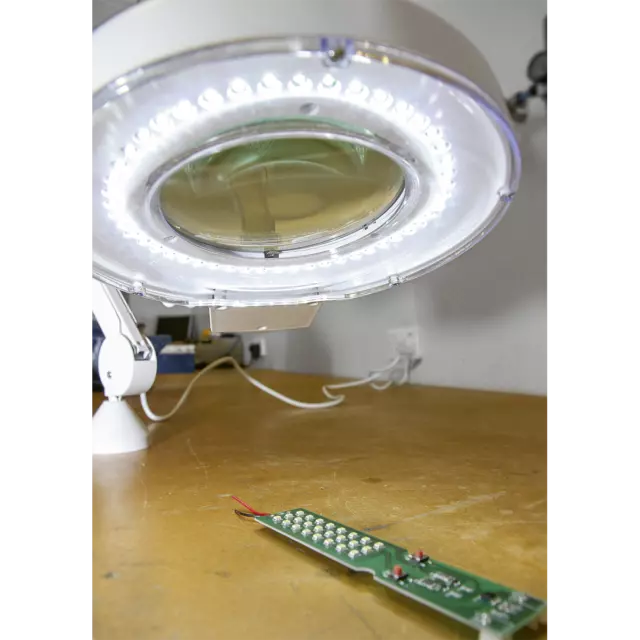 Sealey Bench Mounting Magnifying Work Light 48 SMD LED 230V Garage Workshop DIY
