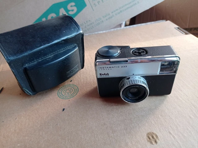 Macchina Fotografica Instamatic 233 Camera Kodak Con Custodia Originale