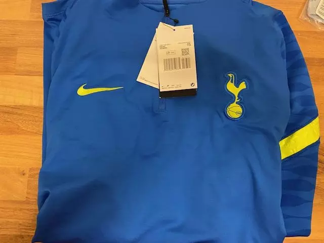Nike Tottenham Hotspurs Sweatshirt / NEU