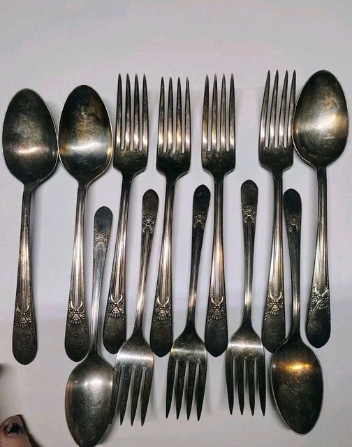 45 PC LOT Set Vtg Original Wm Rogers Mfg Co 1940 AVALON CABIN