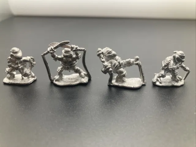 4 Dark Horse Miniatures Teenage Mutant Ninja Turtles 25mm TMNT Metal Vintage