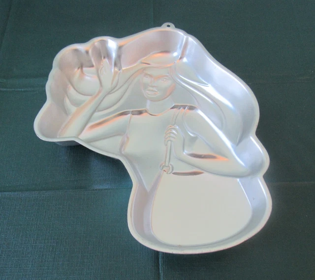 Wilton Barbie Cake Pan #2105-2250