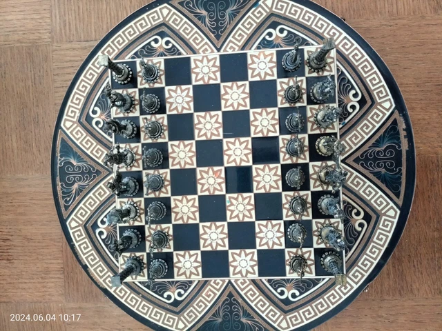 Grand et bel échiquier ancien marqueté | Kaufen auf