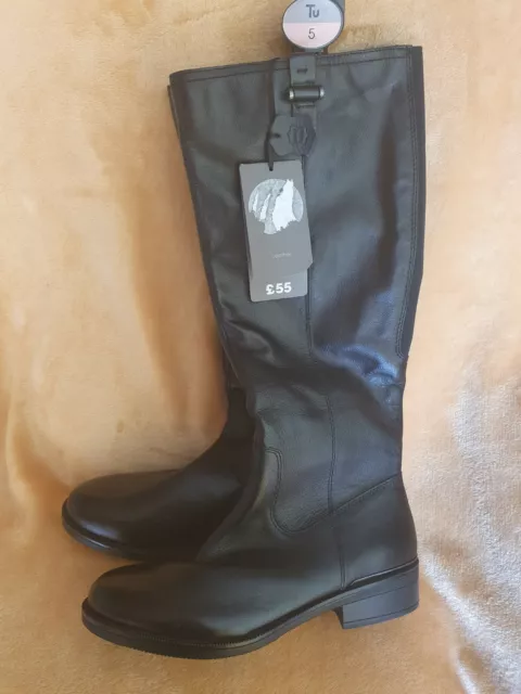 Tu knee deals high boots