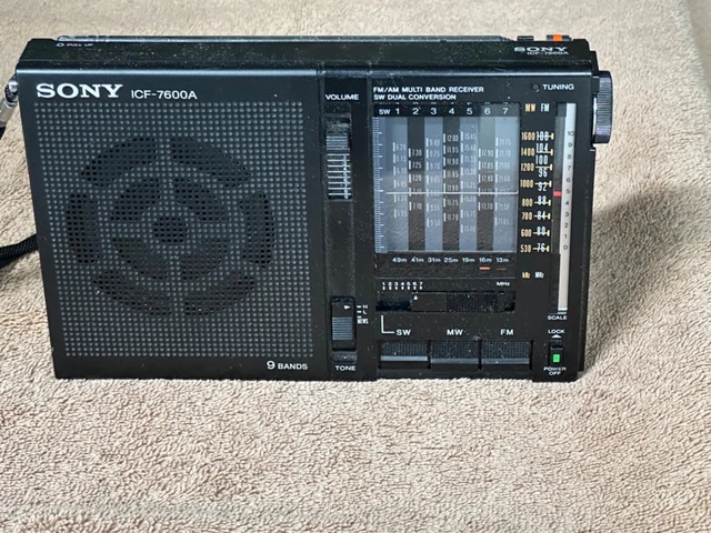 美品　ソニー　ICF-J40　FM/MW/SW1-2 (4 BANDS) ラジオ Sony Radio ICF-J40 Receiver Tansistor Probably The Best