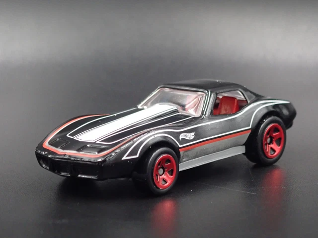 BAUER SPIELWAREN Maisto - 31202b - Véhicule Miniature - Modèle À L'échelle - Maisto - Chevrolet Corvette - 1/24 - Coloris aléatoire