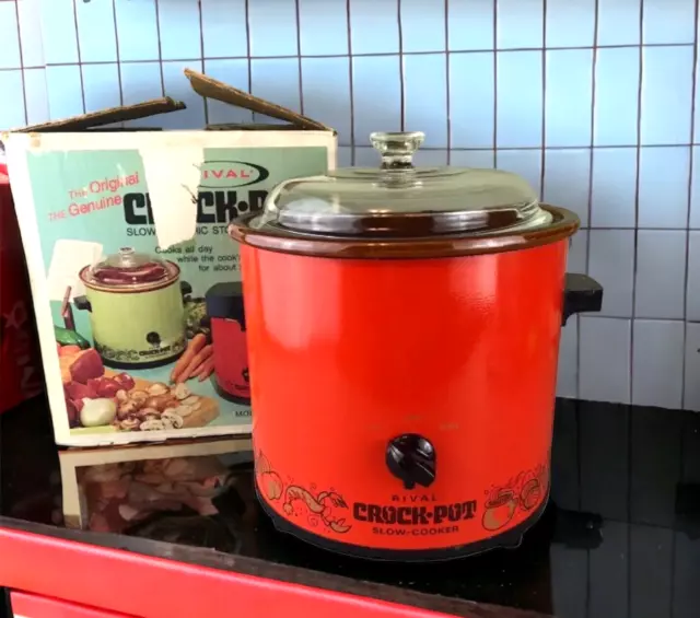 Vintage Rival 3 1/2 Quart Slow Cooker Crock Pot Almond/brown Model 3100 P Stoneware  Slow Cooker 