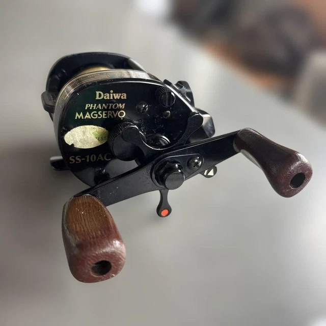 DAIWA PHANTOM MAGSERVO SS-10AC Fishing Reel Excellent Condition