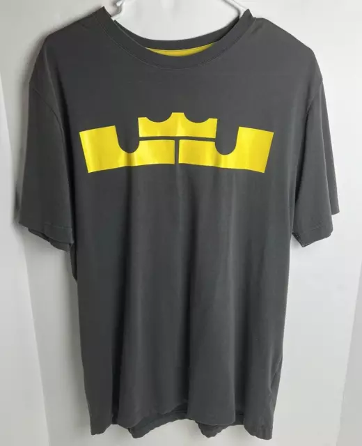 LeBron James Nike Dri-Fit T-Shirt Size Large Gray Yellow Crown Symbol Basketball