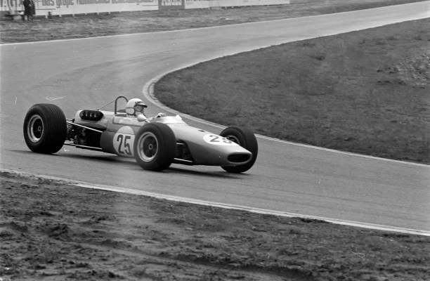 JIM CLARK GOLD Leaf Team Lotus Lotus 48 Cosworth Hockenheim 1968 a- Old Photo $9.00 - AU