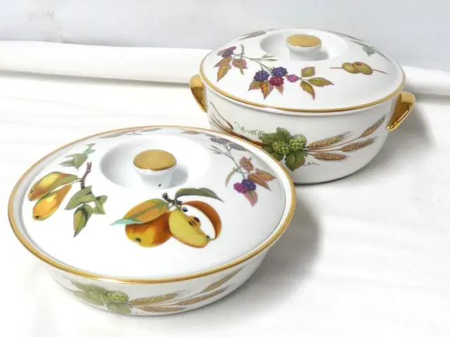 2 x Royal Worcester Evesham Tureens Serving Dishes With Lids 17cm & 19cm (Nee)