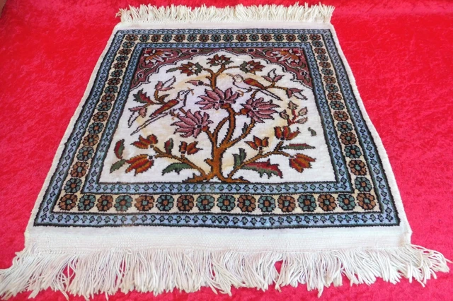 Grand Tapis Oriental Ancien En Soie Et Cachemire – 185x128cm – Multicolore