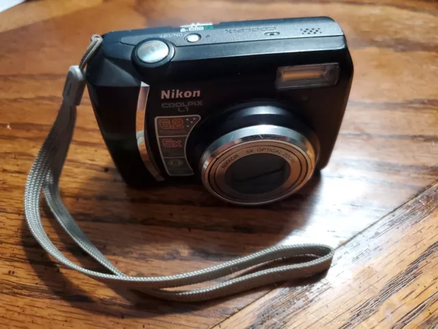 Nikon Coolpix L1 6.2 MP Digital Compact Camera 5x Optical Zoom Tested For Parts