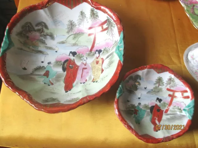 Atq Hand Painted Geisha Girl Red Oriental  Set 1 Master Bowl 3 Berry Bowls