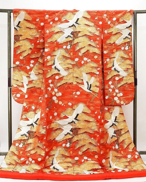 Japanese Kimono Uchikake Luxurious Wedding Pure Silk Plum Pine from japan
