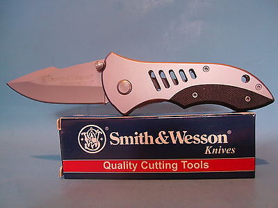 Smith & Wesson pocket knife  S.W.A.T. II Extreme OPS Linerlock Free Shipping USA