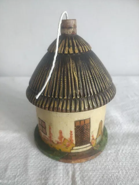 ~~ Lovely Treen Thatched Cottage Round House String Box ~~