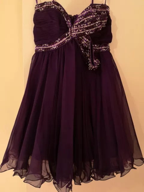 Size 8 Forever Unique Purple Sequined Beautiful Formal Occasion Prom Ball Dress