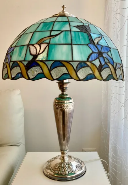 Lampada Da Tavolo Stile Tiffany Diam. 50Cm Con Fiori E Base Argentata Bellissima
