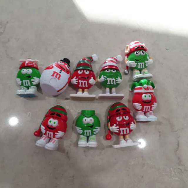 LOT OF 8 M&M Christmas Holiday Plastic CANDY CONTAINER & Toppers Mini M & M