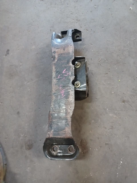 HOLDEN COMMODORE VS S2 V8 Getrag Manual Gearbox Mount $220.00 - PicClick AU