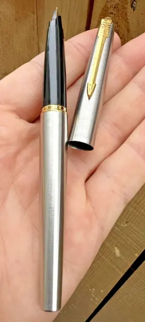Rare Parker 45 Stainless Gold Nib Arrow Clip Fountain Pen