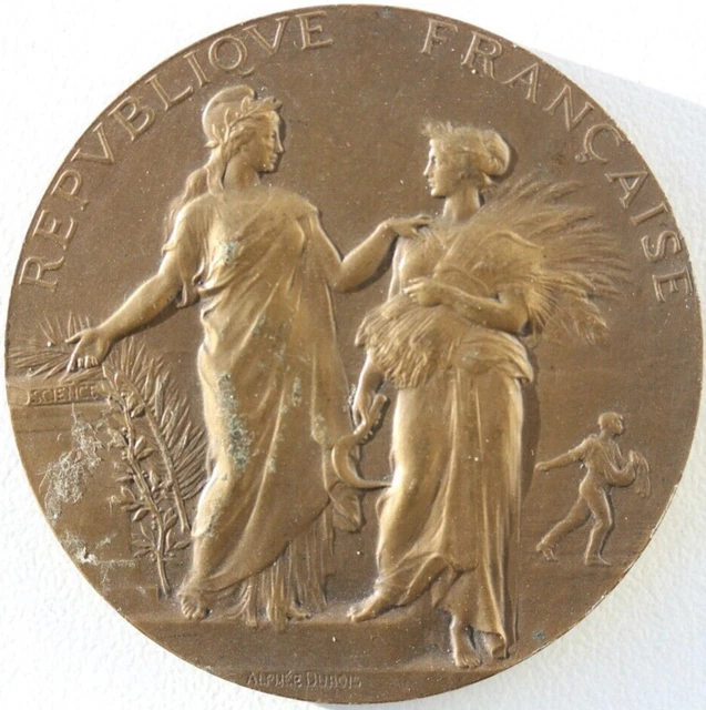 Signée Dubois... mais en bronze