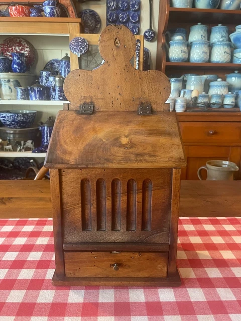 boîte à sel, farinière provençale French country antique salt