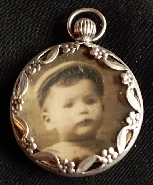MON CŒUR- Médaillon pendentif en forme de cœur porte photo double face- bijou de bouquet de mariage