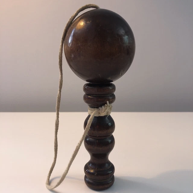 Ancien Bilboquet En Bois De 22 Cm – Jeu D'adresse Vintage Années 70 – Couleur Bleue