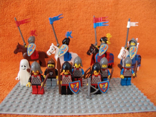 Lego Ritter LEGO FIGUR, CASTLE, Ritter, Drachenritter für Set 6086 EUR 179,90 ...