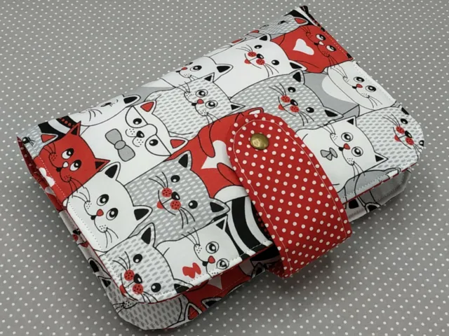 Handmade Baby Diaper Nappy Wallet Bag Pouch Wipes Holder Organizer Red Cats
