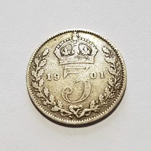 1901 Königin Victoria verschleierter alter Kopf 0,925 Silber Drei Pence 3D-Münze