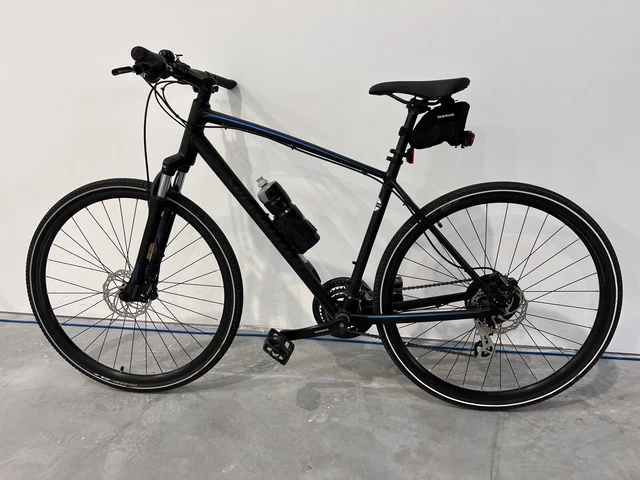 Specialized crosstrail sport store 2020 hybrid bike