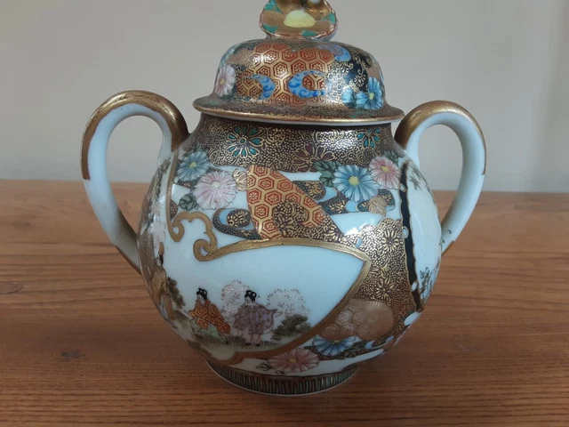 Antique-Japanese-Meiji-Kutani-