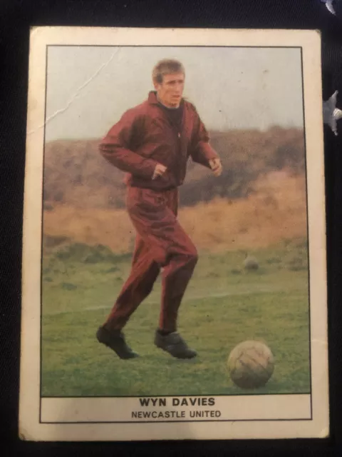 1969/70 Anglo Confectionery Football Quiz Card - #59 Wyn Davies Newcastle United