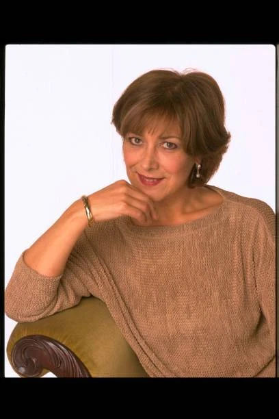 ACTRESS LYNDA BELLINGHAM circa 1997 British TV Old Photo $9.00