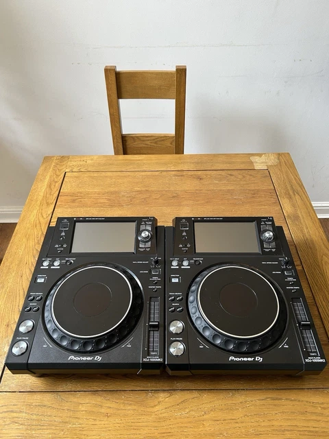 PIONEER CDJ800(2台)・BEHRINGER DJX750