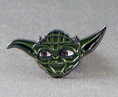 Starwars Yoda Pin Badge New