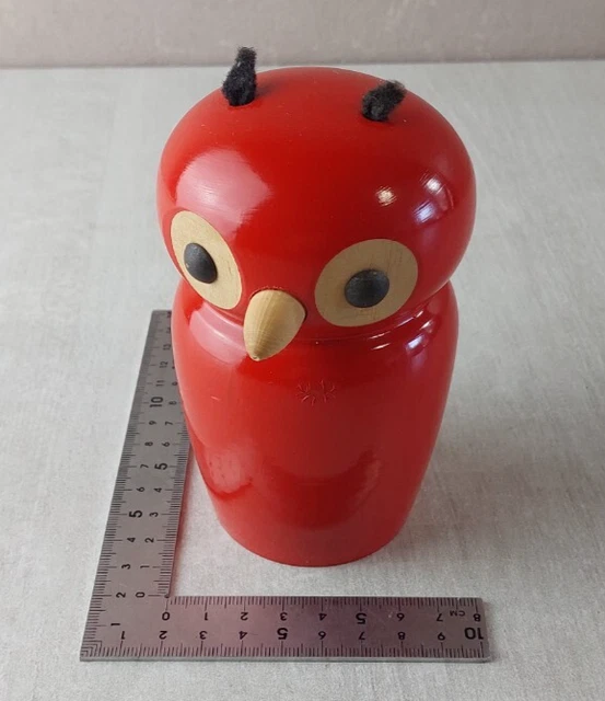 Ancienne Tirelire En Bois FMF – Forme De Pomme Avec Asticot