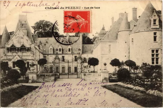 CPA Chateau du Perreau Vue de face Nievre (100477)